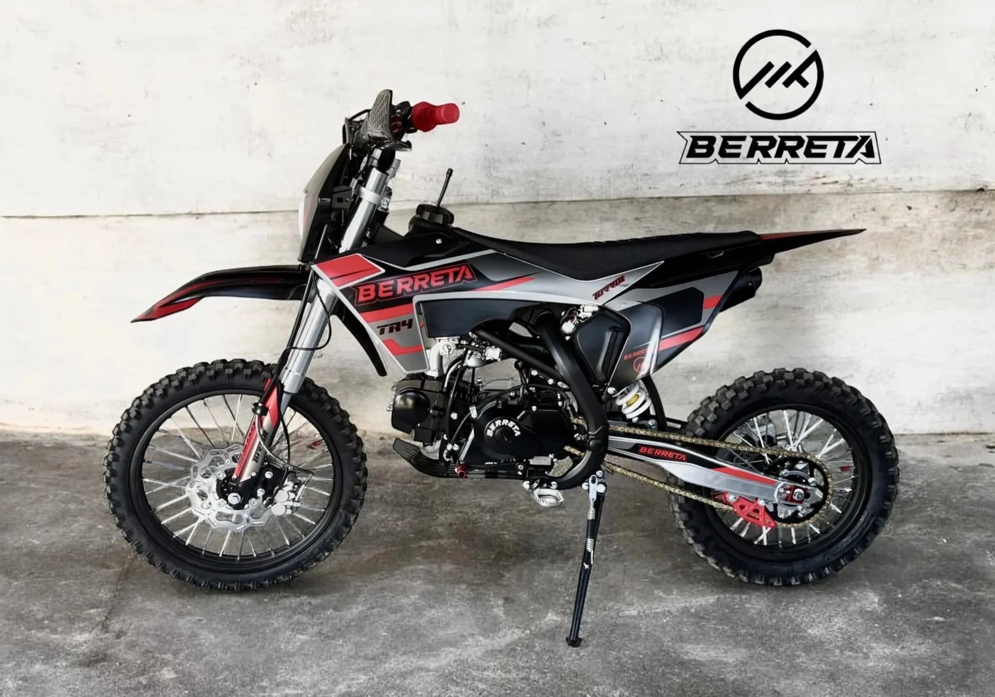 Berreta T4 140cc Cross — widok 3